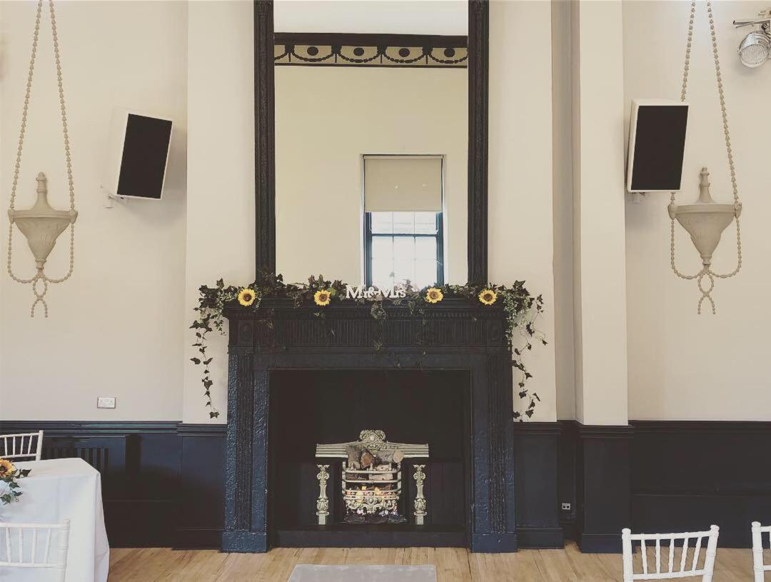 Crown Hotel Nantwich Zewnętrze zdjęcie